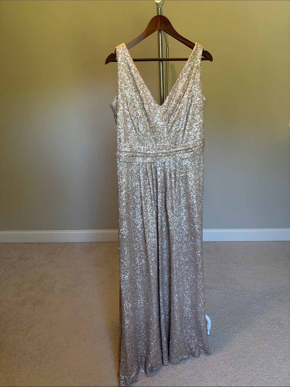 SORELLA VITA Rose Gold Sequin V-Neck Evening Gown